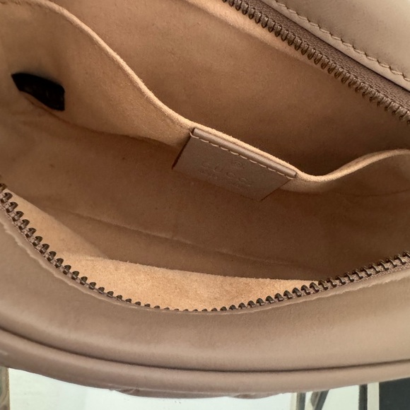 Gucci dusty pink mini marmont vguc bag crossbody - Picture 4 of 8